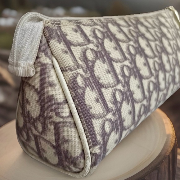 Christian Dior Lavender Trotter Jacquard Nylon Cosmetic Pouch - Picture 4 of 10